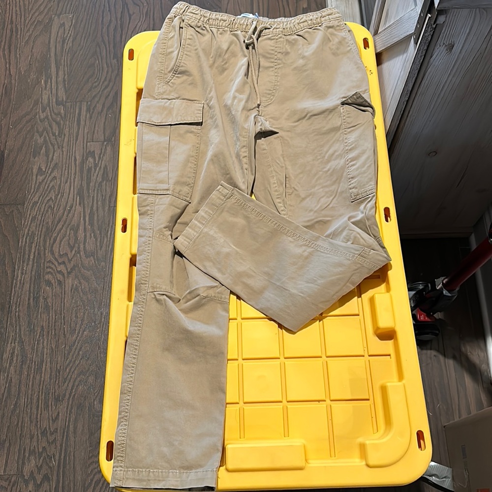 Old Navy Men’s Khakis